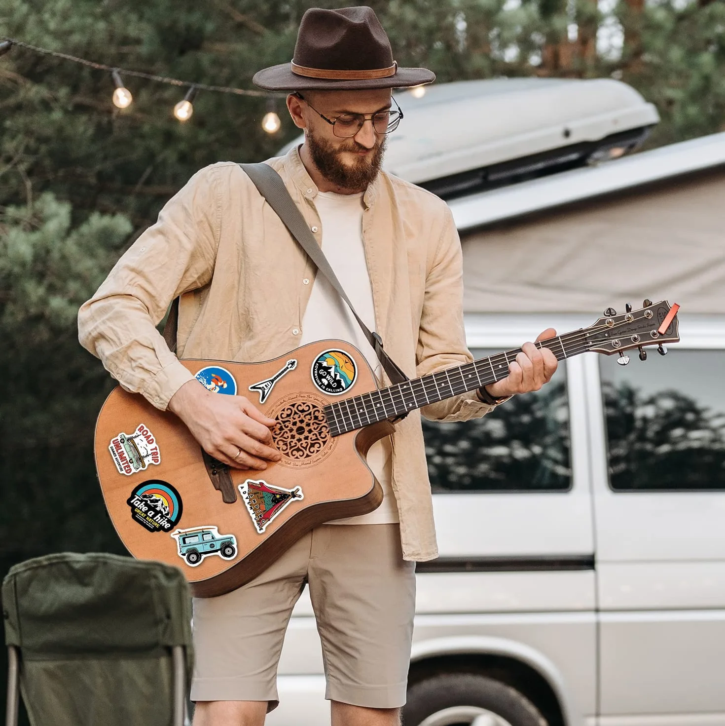 Winylowe naklejki wodoodporne 100 sztuk vintage podróże kamping
