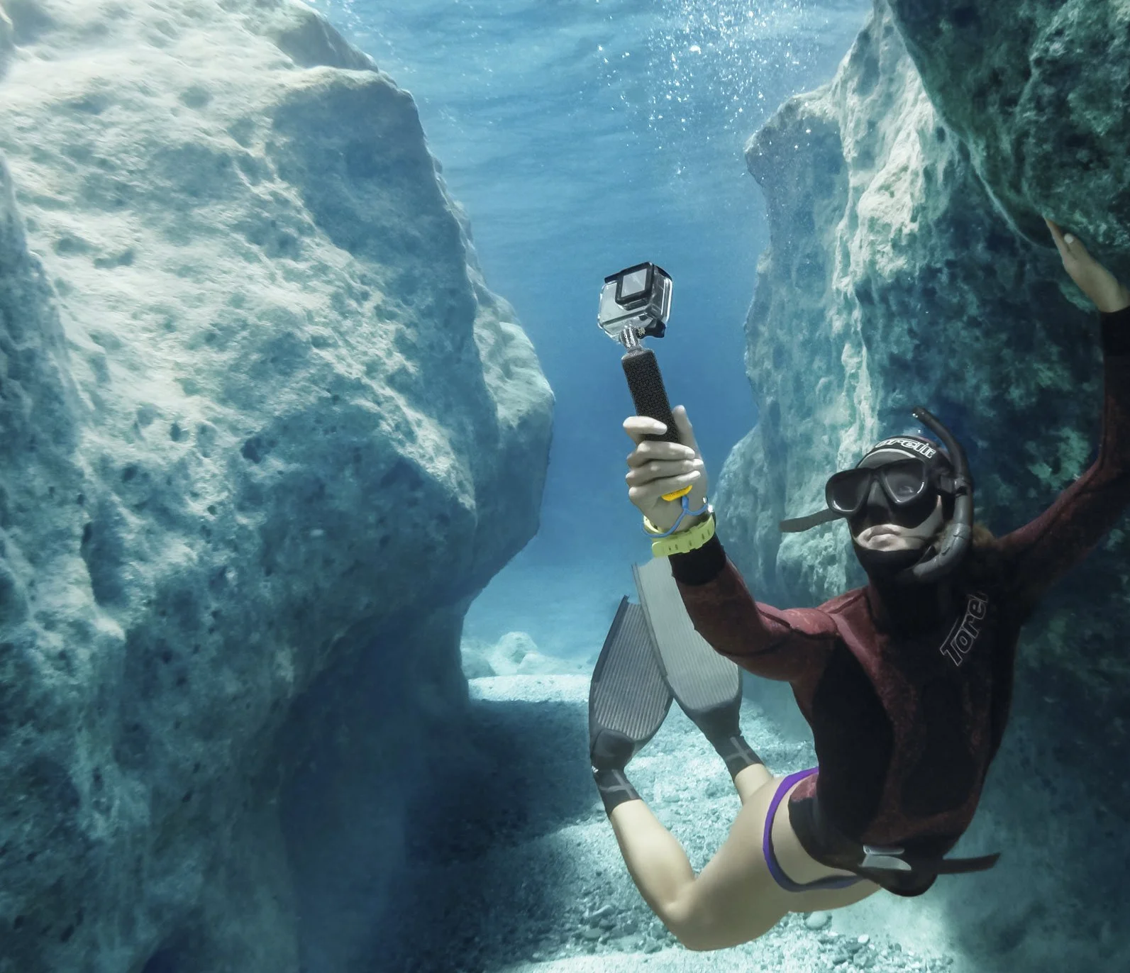 MyGadget Pływający uchwyt wodoodporny słupek pływakowy antypoślizgową rączką kompatybilny GoPro Hero 10 9 8 7 Xiaomi Yi Insta360 żółty