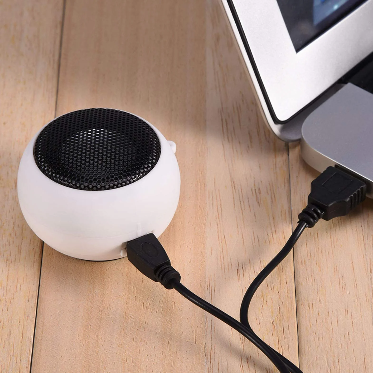 Głośnik Przenośny 3.5mm Wbudowany Akumulator Głośny Basowy do Telefonu MP3 PC Walkman Biały